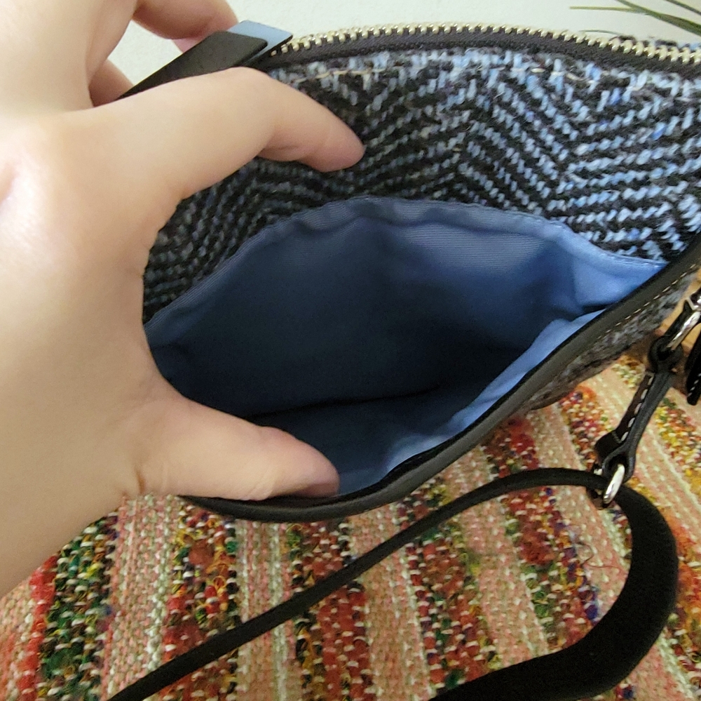 Coach wool crossbody bag Rare - Picture 7 of 9